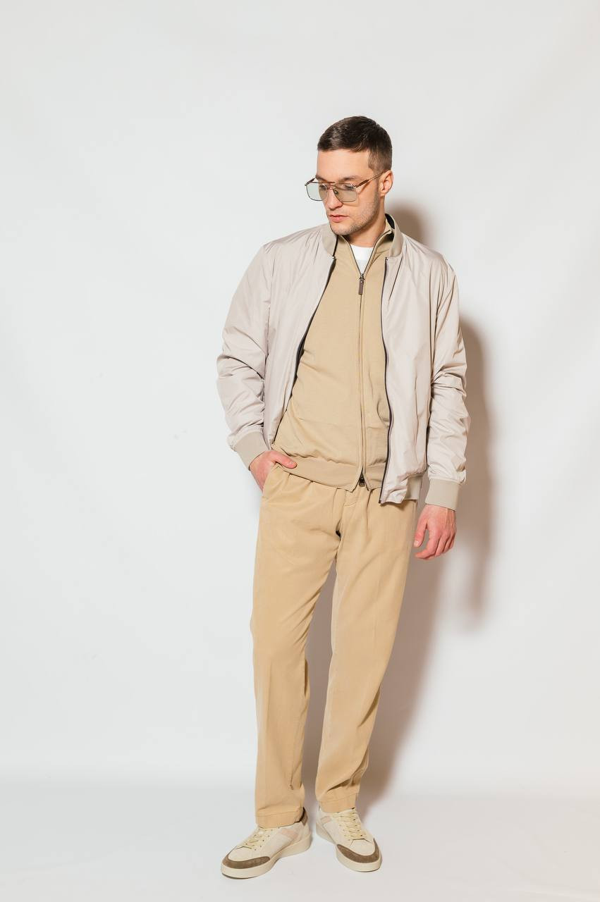 Image 6 Canali Beige cardigan with zipper MK00145C0022
