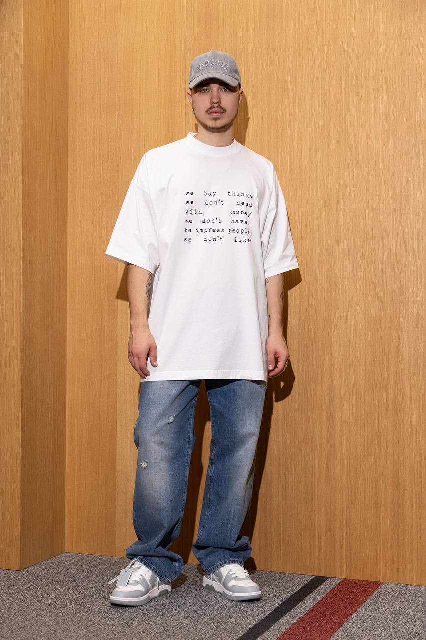 Image 6 Vetements White t-shirt with a printed inscription UA66TR625Wm
