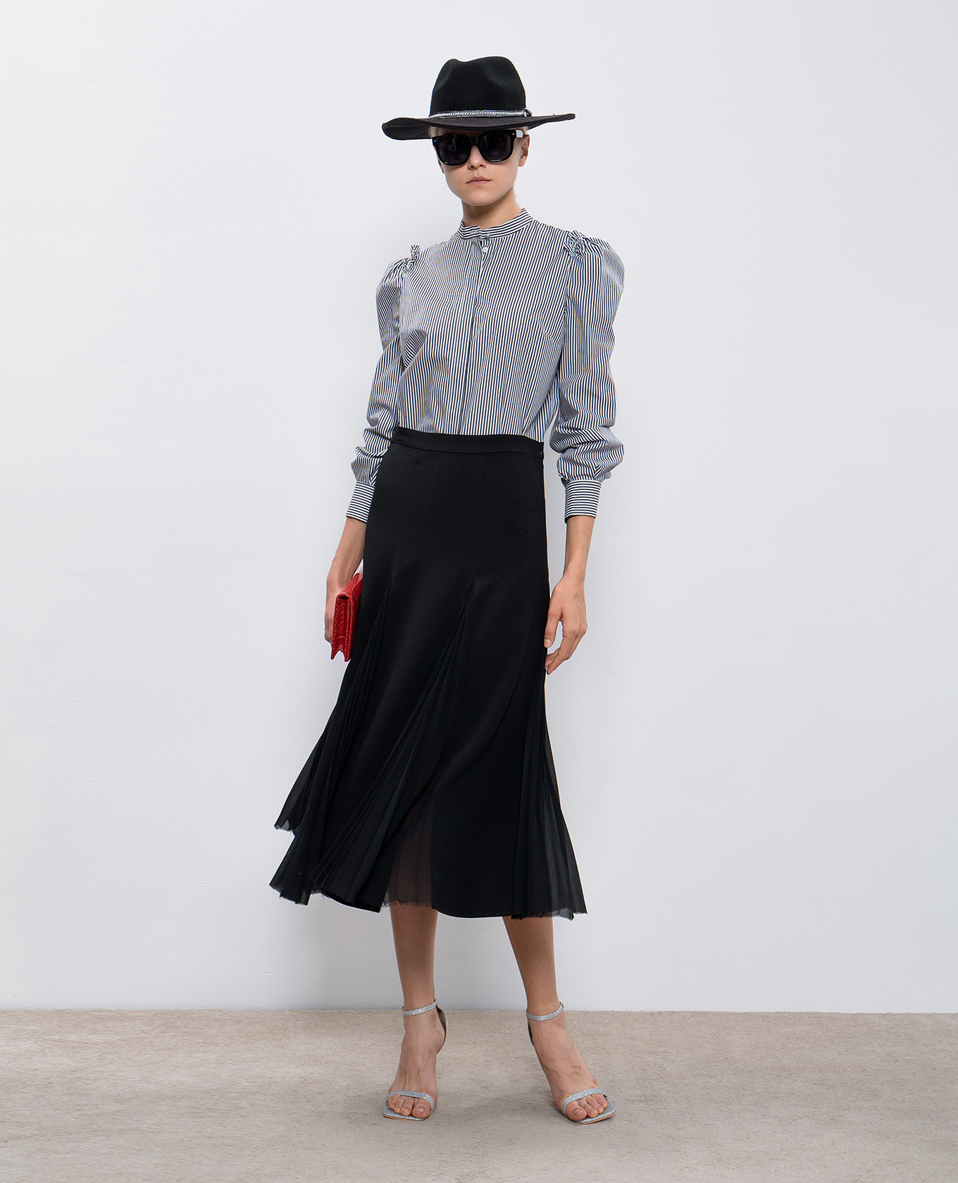 Image 2 Ermanno Scervino Black pleated skirt D312O716NSN