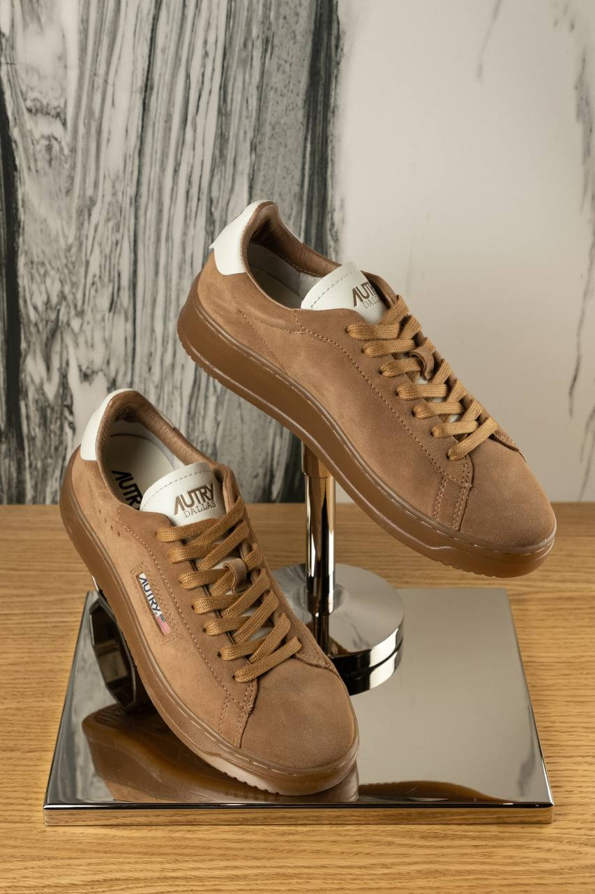 Image 6 AUTRY Brown suede sneakers DALLAS ADLMUE11