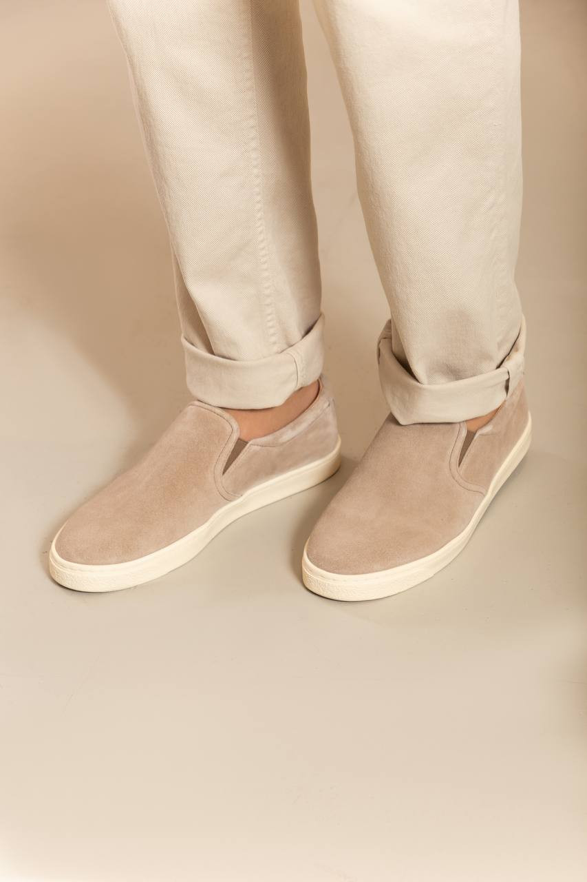 Image 6 Brunello Cucinelli Beige slip-ons with logo emblem MZUSILN332