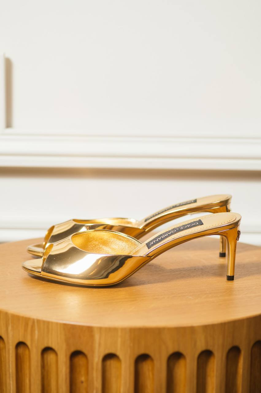 Image 6 Dolce&Gabbana Keira gold leather mules CR1522AY828