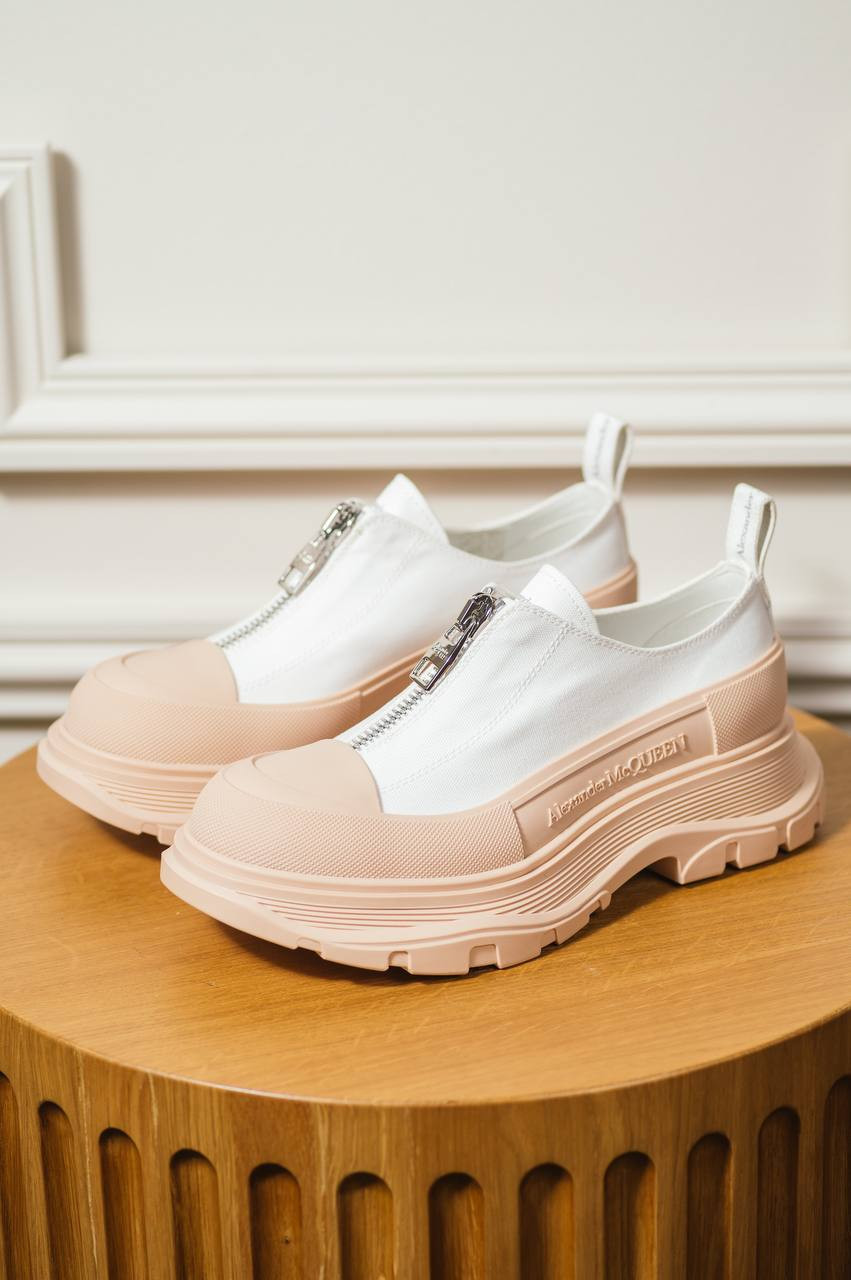 Image 7 Alexander McQueen Tread Slick sneakers with logo 797557W4W6B