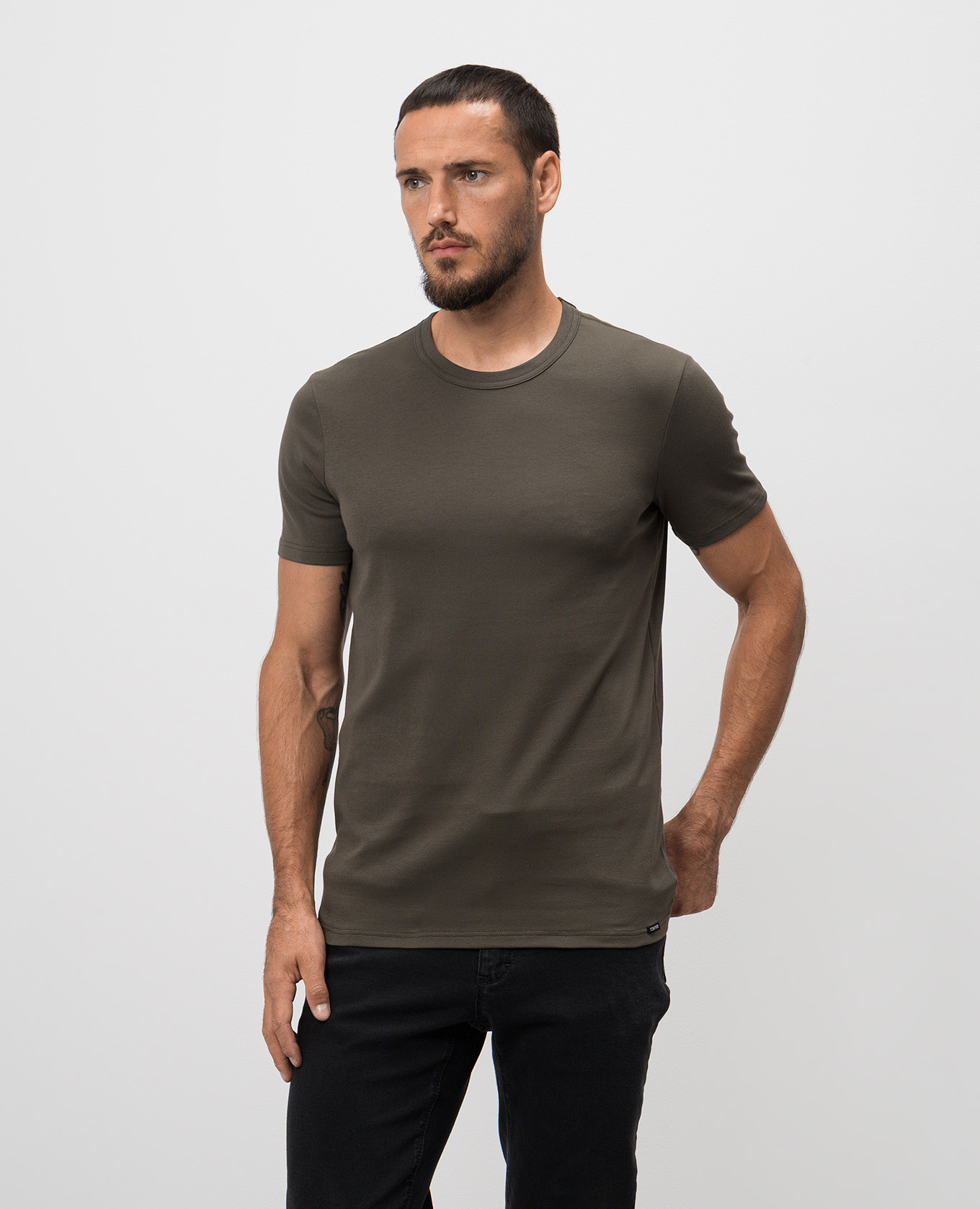 Image 3 Tom Ford Khaki t-shirt with logo patch T4M081040