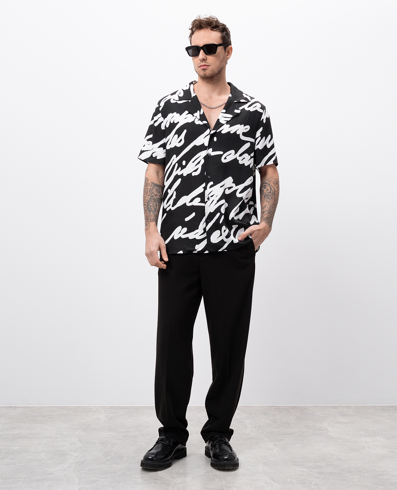 Image 2 Balmain Black shirt with Love Letter print EH1HN065VH47
