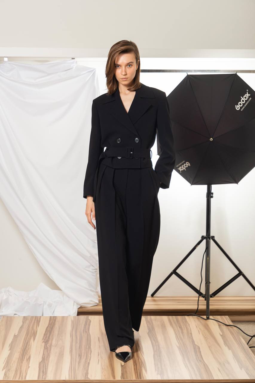 Image 6 Theory Black double-breasted CROP DB jacket N1109401