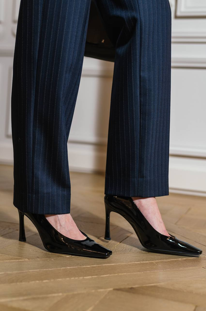 Image 7 The Attico Black patent leather shoes Juno 250WSH00846EEE056AA