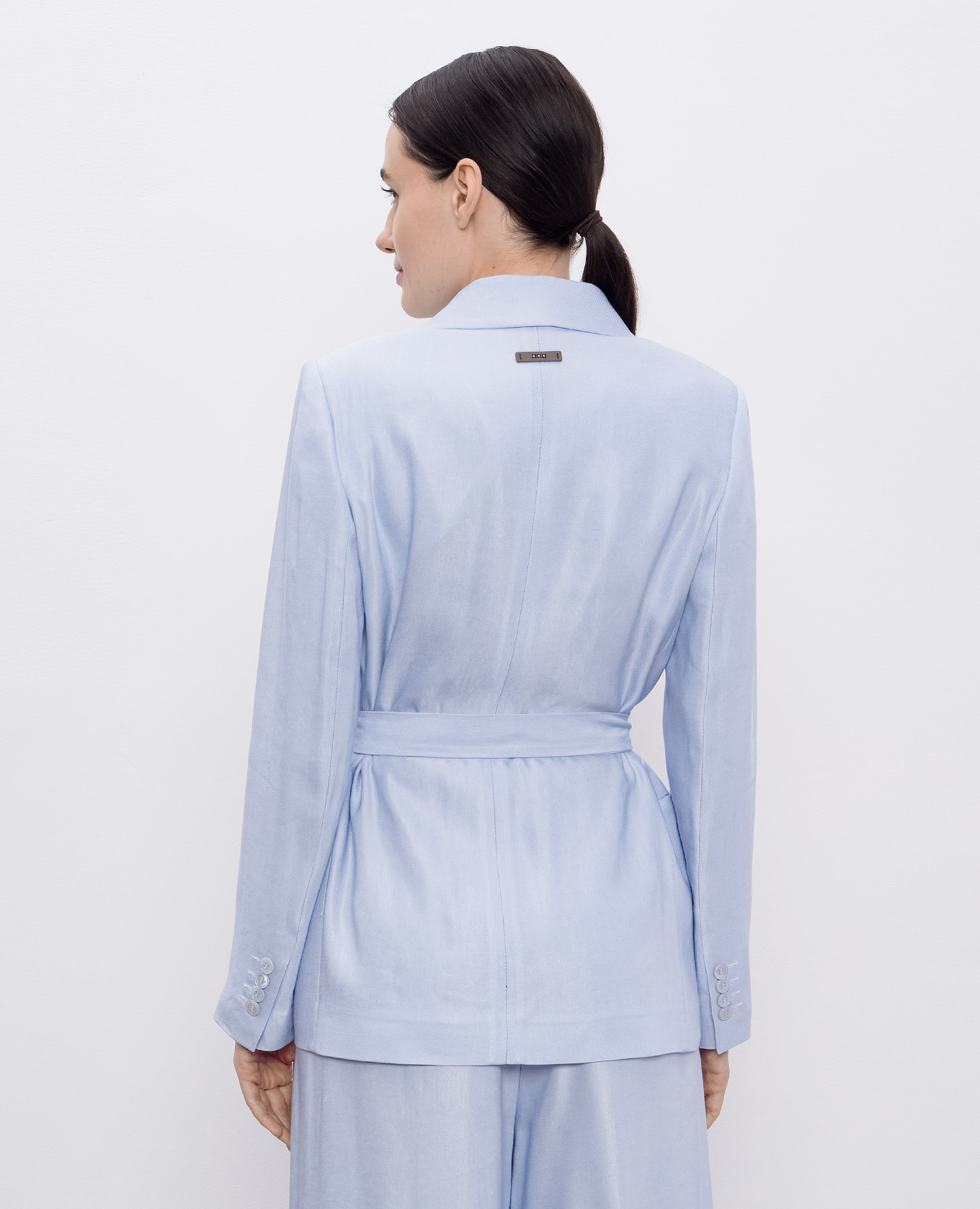 Image 9 Peserico Blue double-breasted linen jacket with monil chain S01168A01921