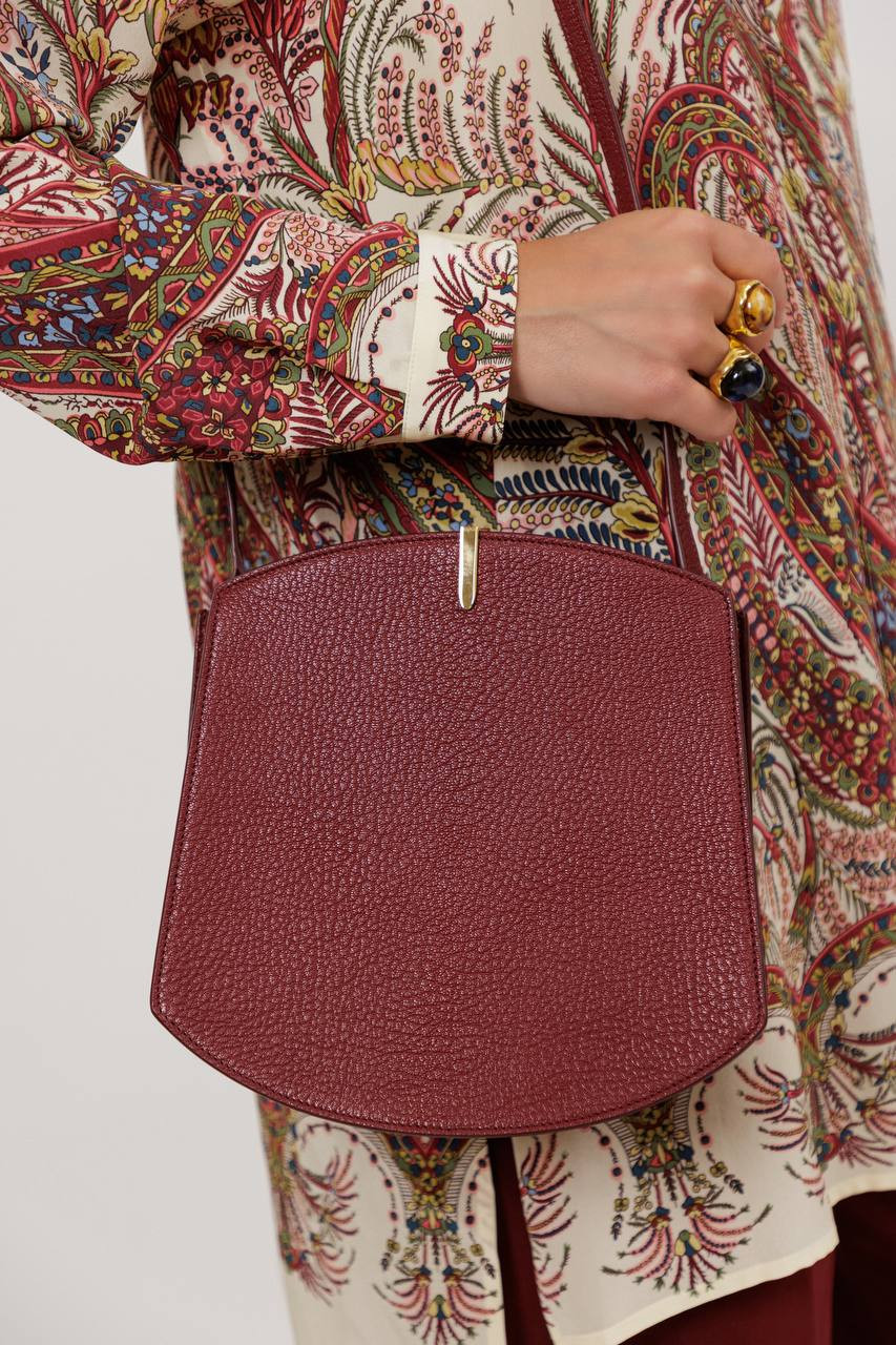 Image 5 Savette Florence burgundy leather saddle bag H03204