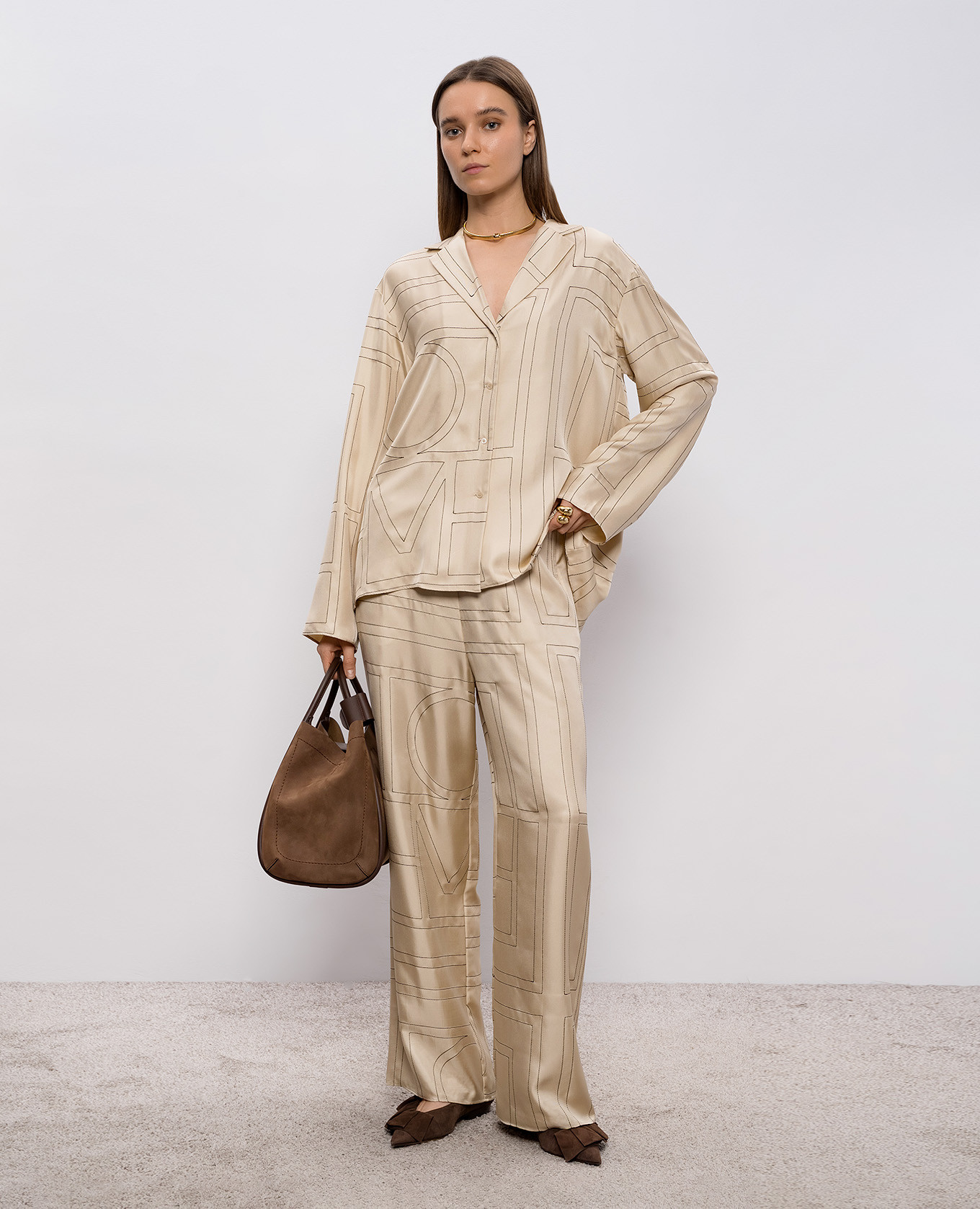 Image 8 Toteme Beige silk blouse with embroidered monogram logo 213755707