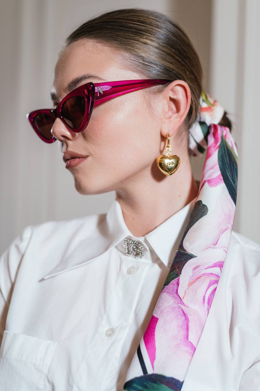 Image 5 Dolce&Gabbana White silk scarf with rose print FN090RGDCUH