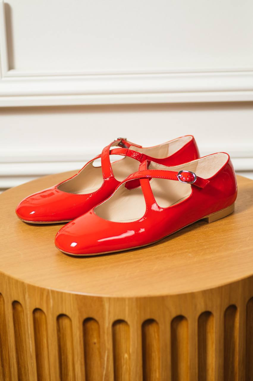 Image 6 Stuart Weitzman Red patent leather ballet flats CLEM SK070