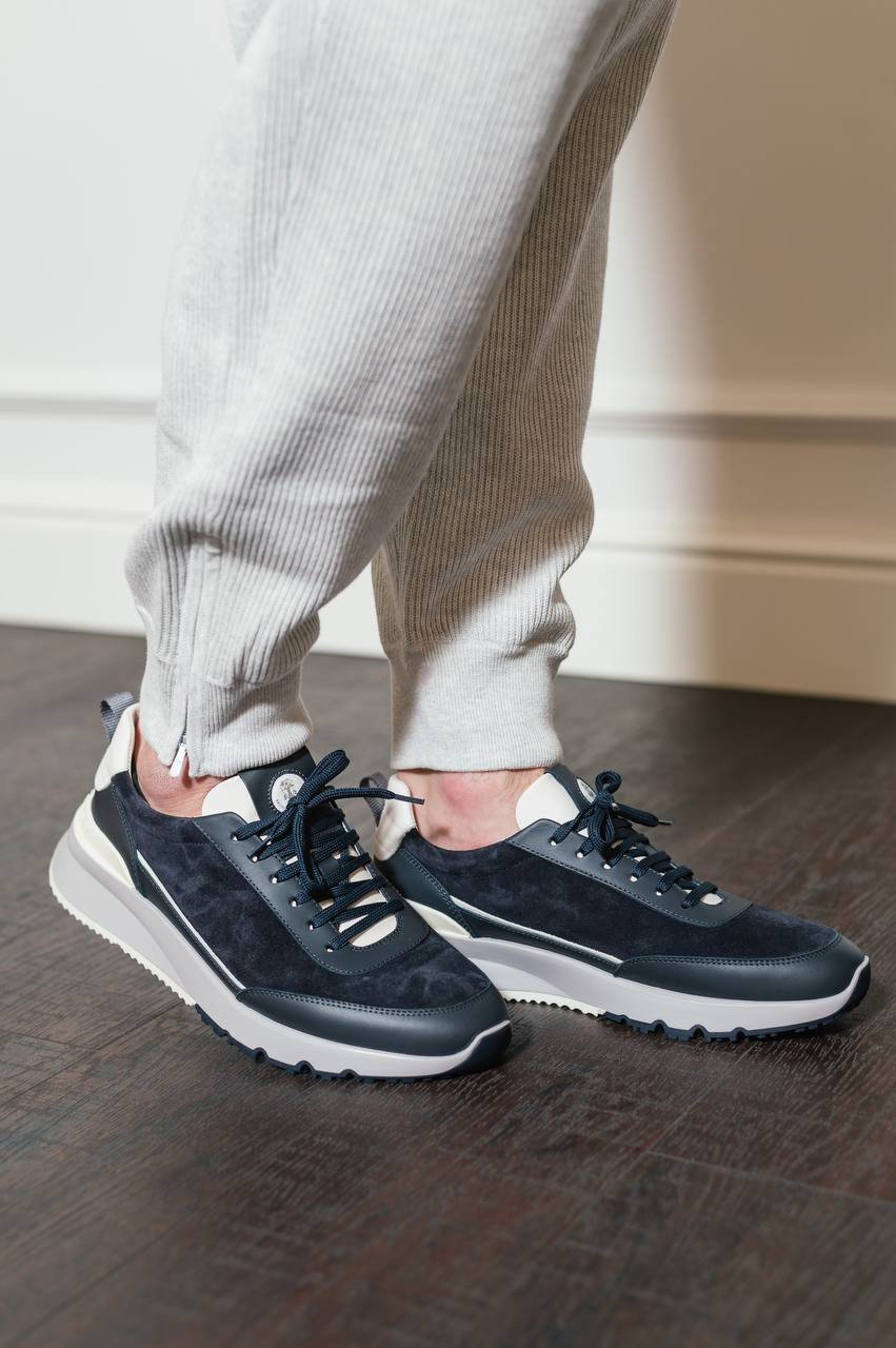 Image 6 Brunello Cucinelli Blue leather sneakers with textured logo MZUSGGO278