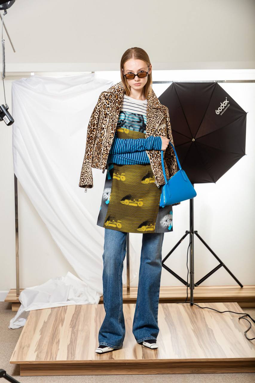 Image 6 Etro Jacket in leopard print D13091516