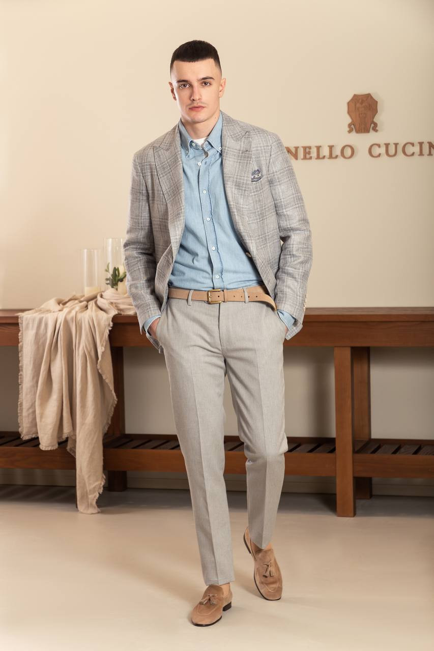 Image 4 Brunello Cucinelli Beige printed linen and silk pachet scarf MR8690091